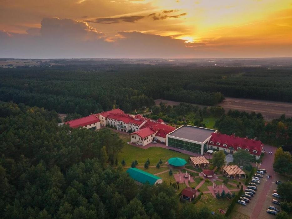 Hotel Kawallo Slubice  Bagian luar foto